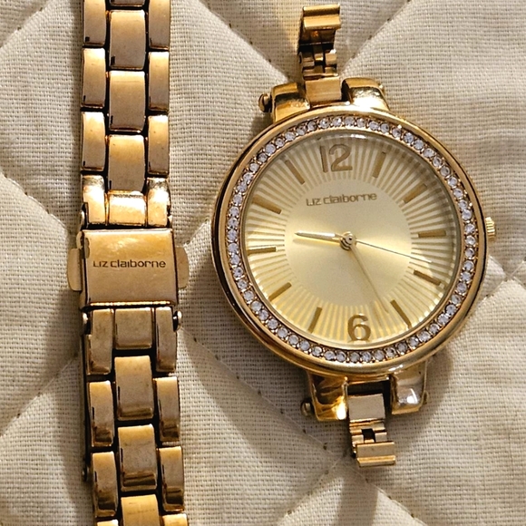 Liz Claiborne Ladies Goldtone Watch ☆ Removable Band ☆ Gemmed ☆ WR ☆ LC9008 ☆ - Picture 1 of 8